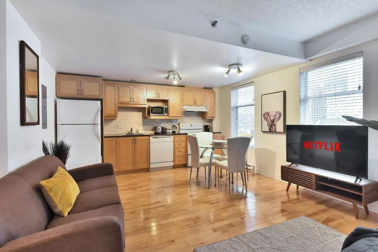 Place-Des-Arts Suites Montreal Apartment
