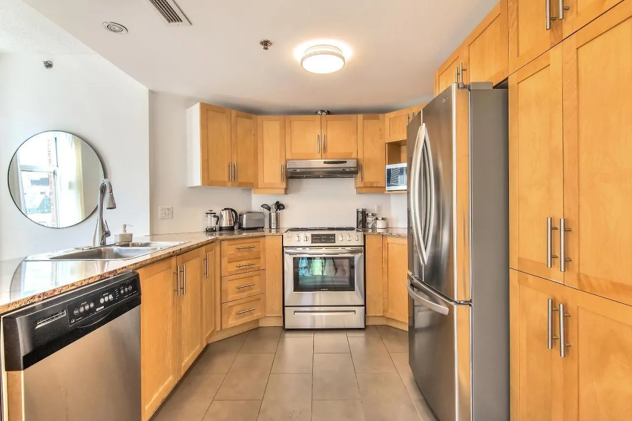 Place-Des-Arts Suites Montreal