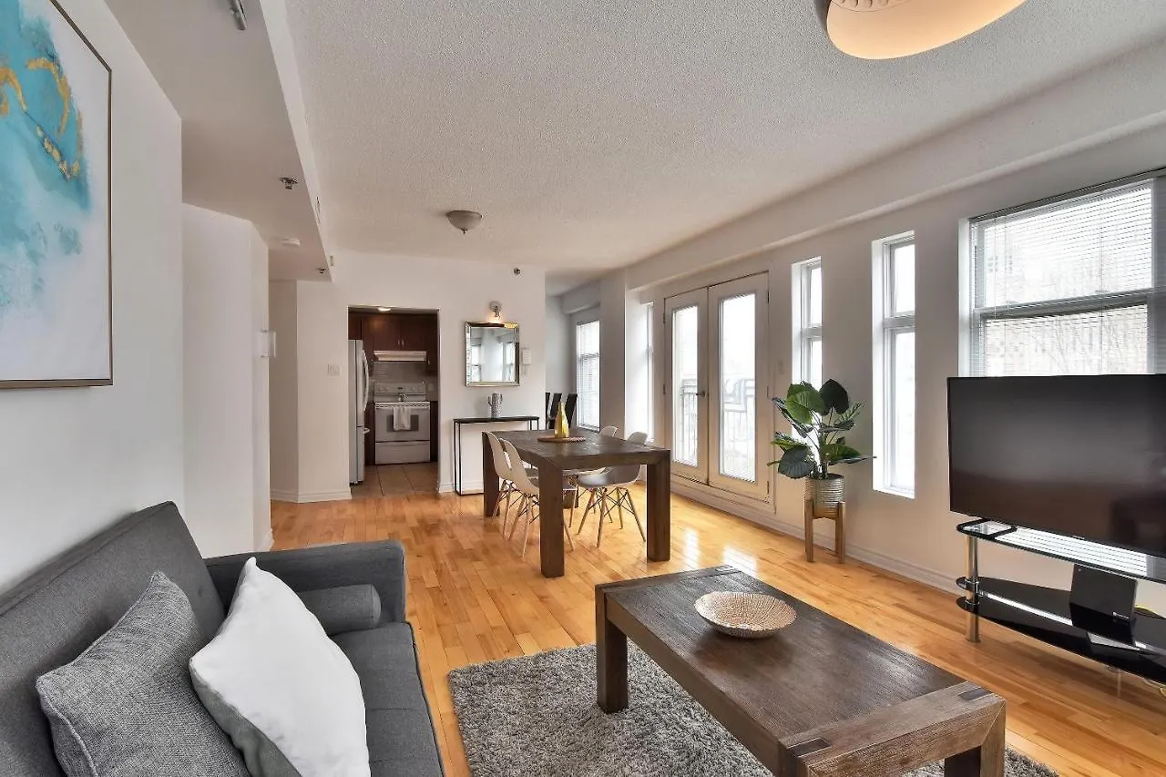 Place-Des-Arts Suites Montreal