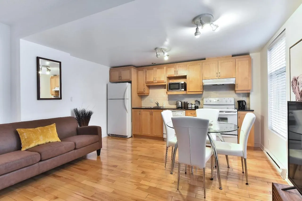 Place-Des-Arts Suites Montreal Apartment