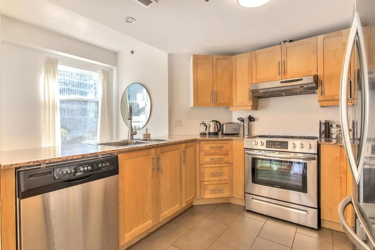 Place-Des-Arts Suites Montreal